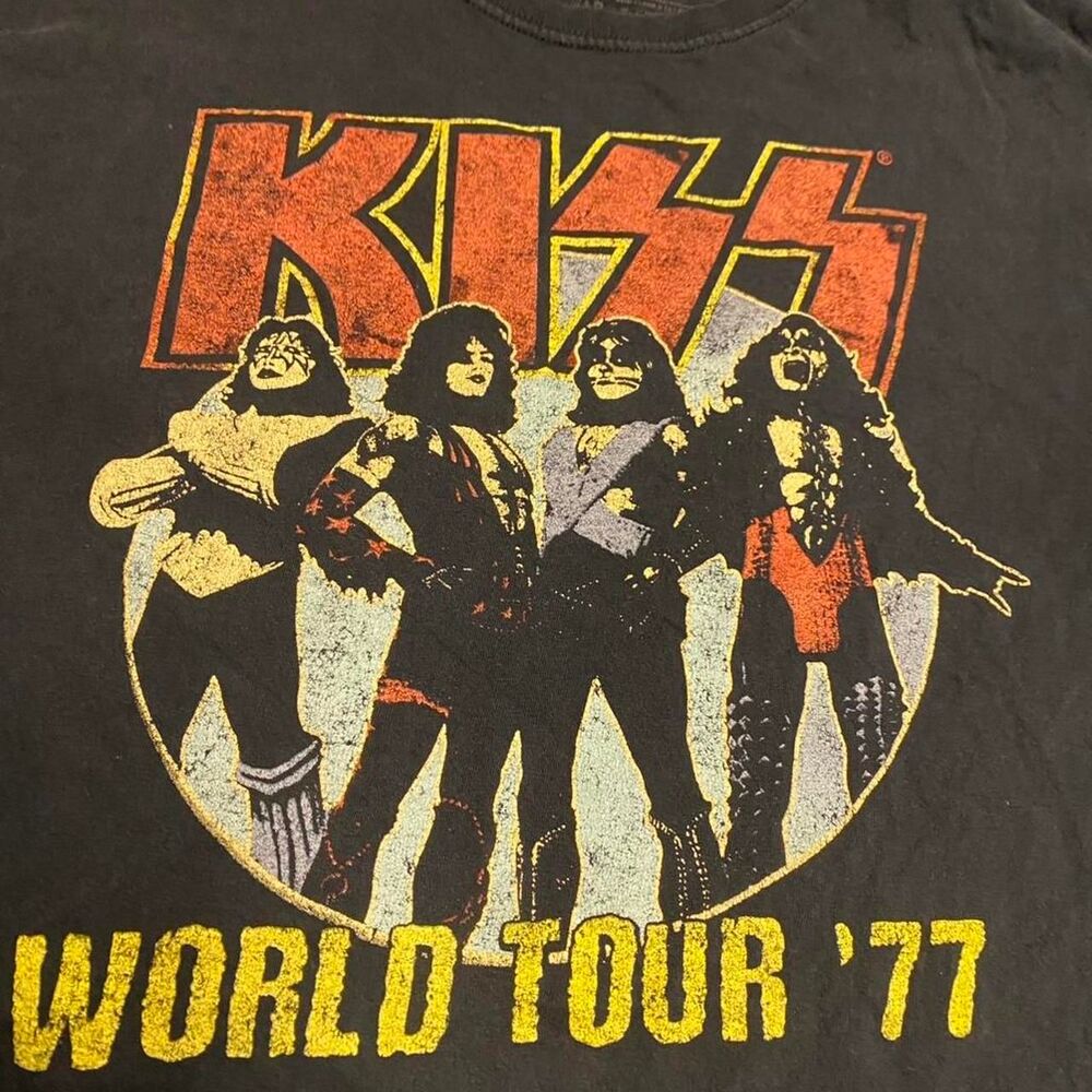 Kiss World Tour '77 black t-shirt Size M